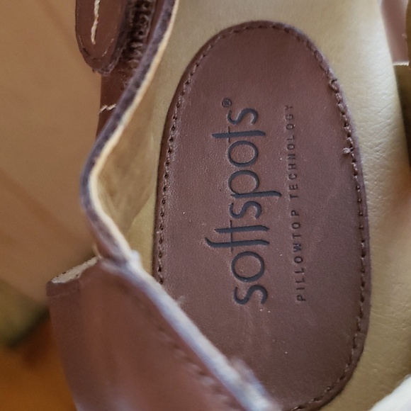 Strappy sandals with heel by Softspots - Picture 7 of 7